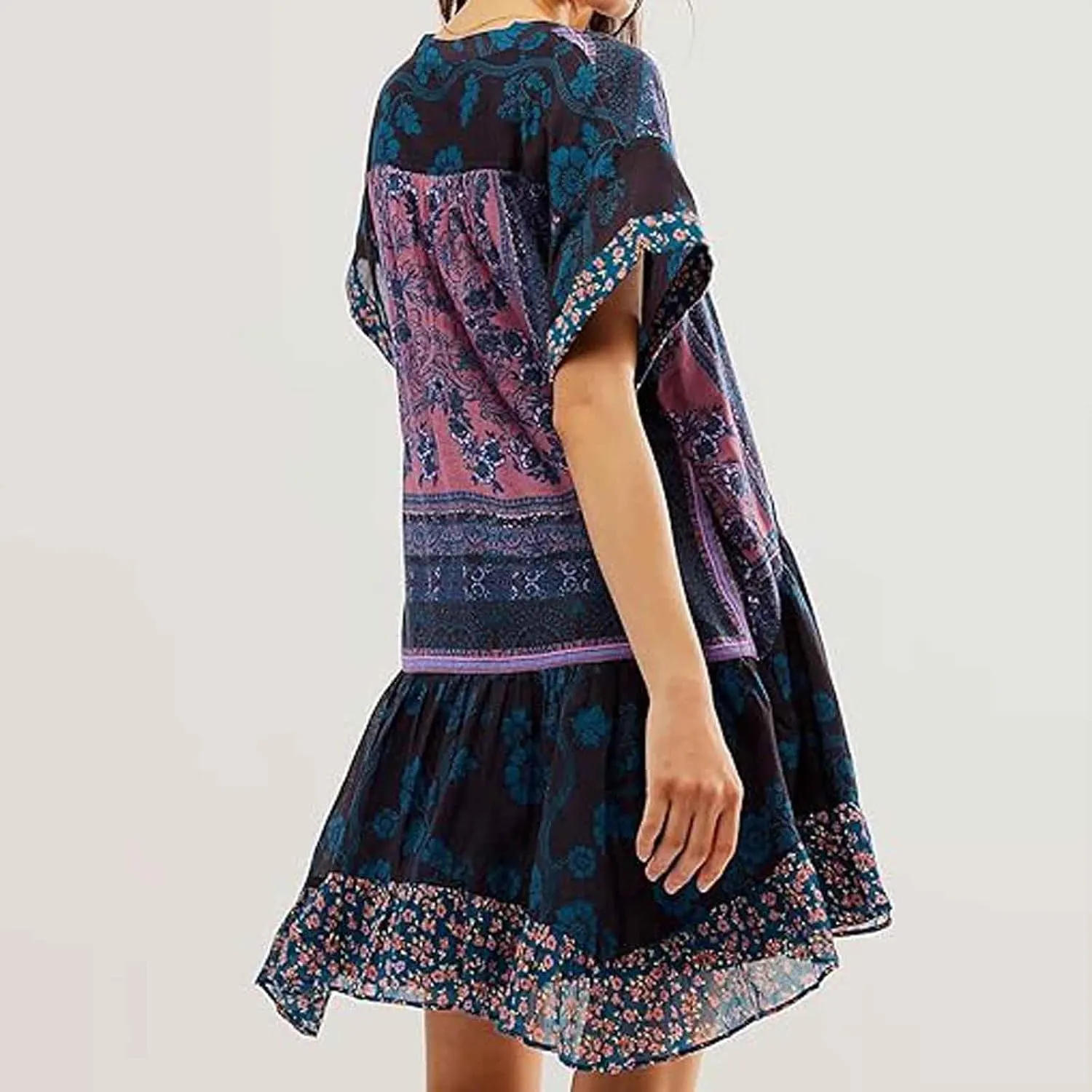 Womens Summer Bohemian Ruffles Mini Dresses Loose Short Sleeve V Neck Cute Printed Swing Baech Vacation Dress with Pockets