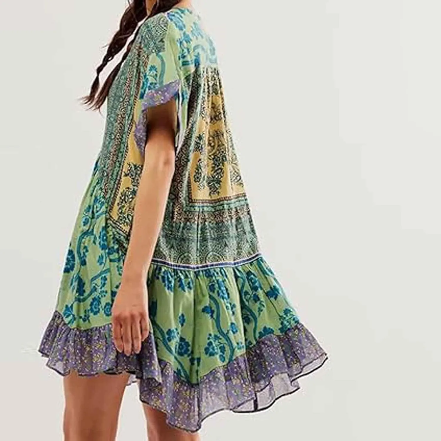 Womens Summer Bohemian Ruffles Mini Dresses Loose Short Sleeve V Neck Cute Printed Swing Baech Vacation Dress with Pockets