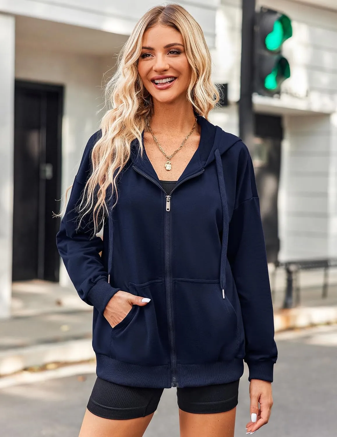 Zeagoo Women's Lightweight Hoodies Full Zip Up Oversized Sweatshirts with Pockets Long Sleeve Thin Casual Hooded Jackets